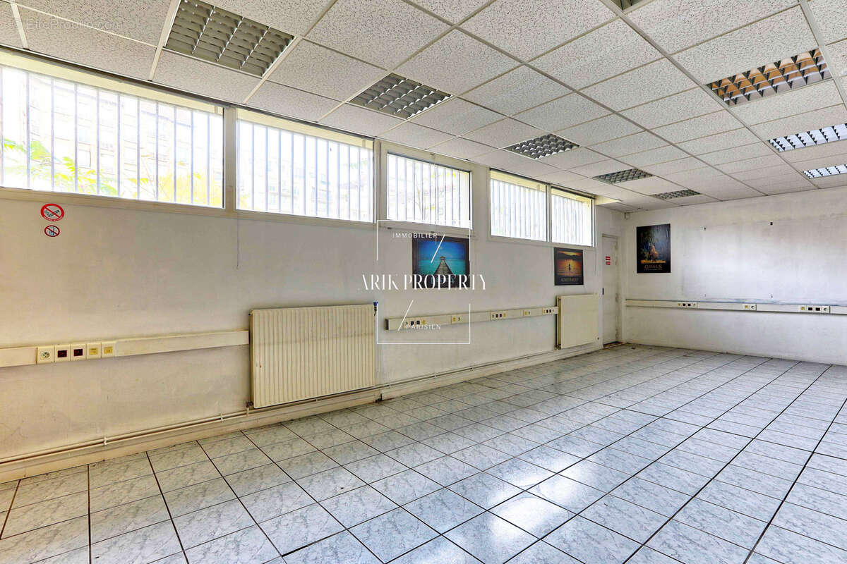 Appartement à CHARENTON-LE-PONT