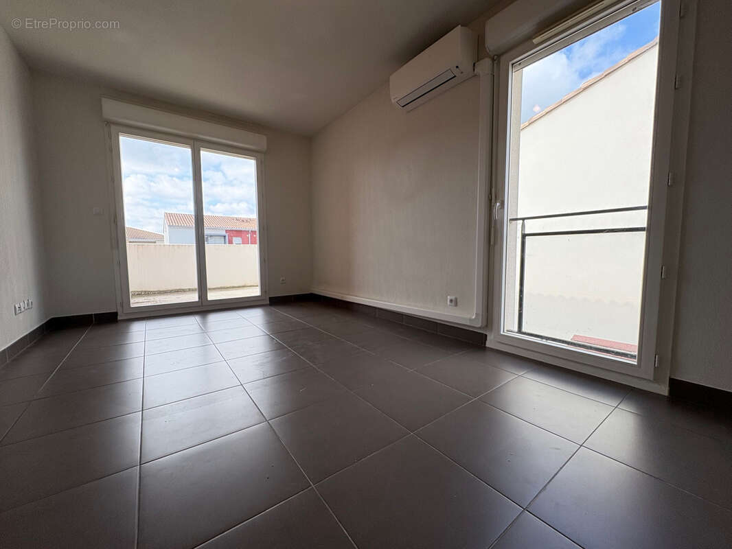 Appartement à FROUZINS