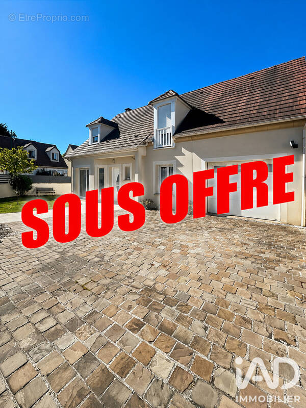 Photo 1 - Maison à EVRY-GREGY-SUR-YERRE