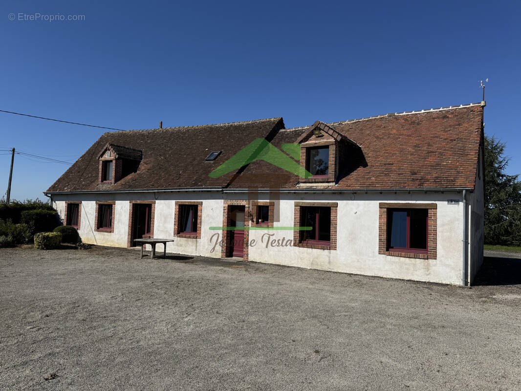 Maison à ARROU