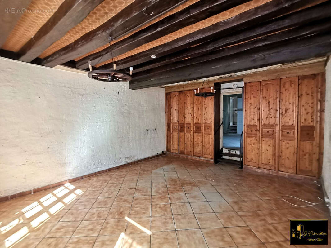 Maison à SAINT-ARNOULT-EN-YVELINES