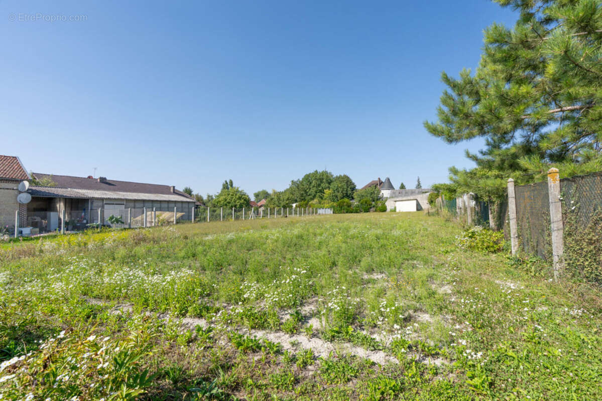 Photo 3 - Terrain à SAINT-ANDRE-LES-VERGERS