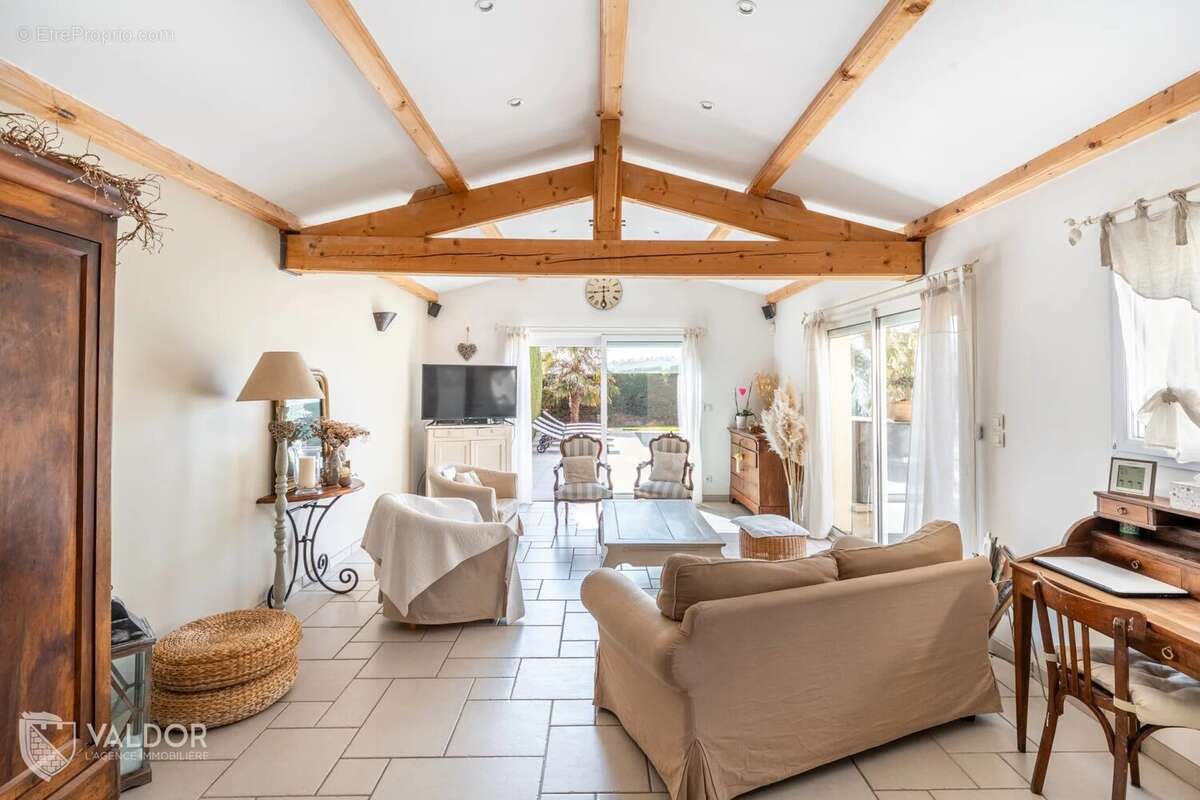 Maison à POLLIONNAY