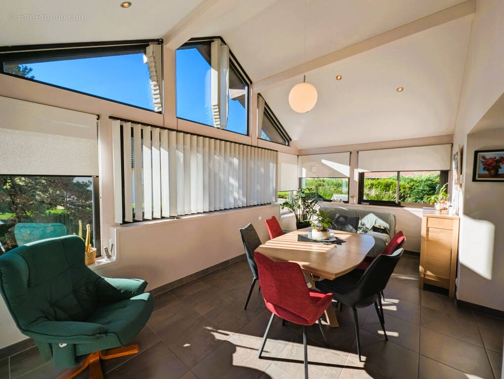 Maison à SAINT-PIERRE-EN-FAUCIGNY