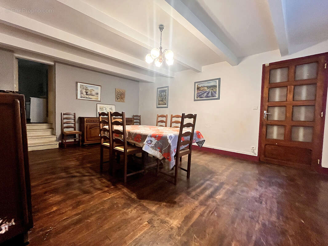 Maison à BEAUMES-DE-VENISE