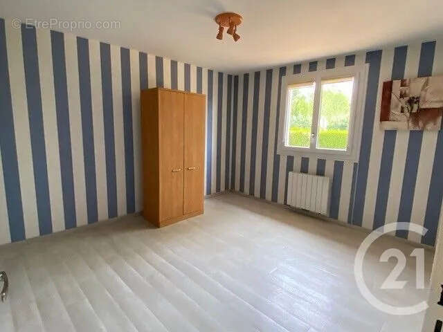 Maison 92 m² à Bernay  - photo 10
