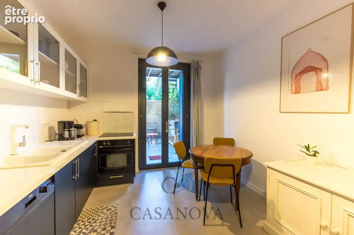 Elégante maison de ville avec jardin secret en plein coeur de Sète - photo 19