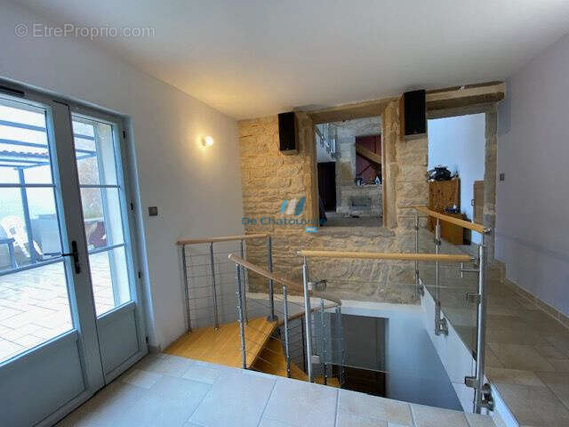 A  vendre bien d'exception,  maison de ville, la campagne en ultra centre - photo 8