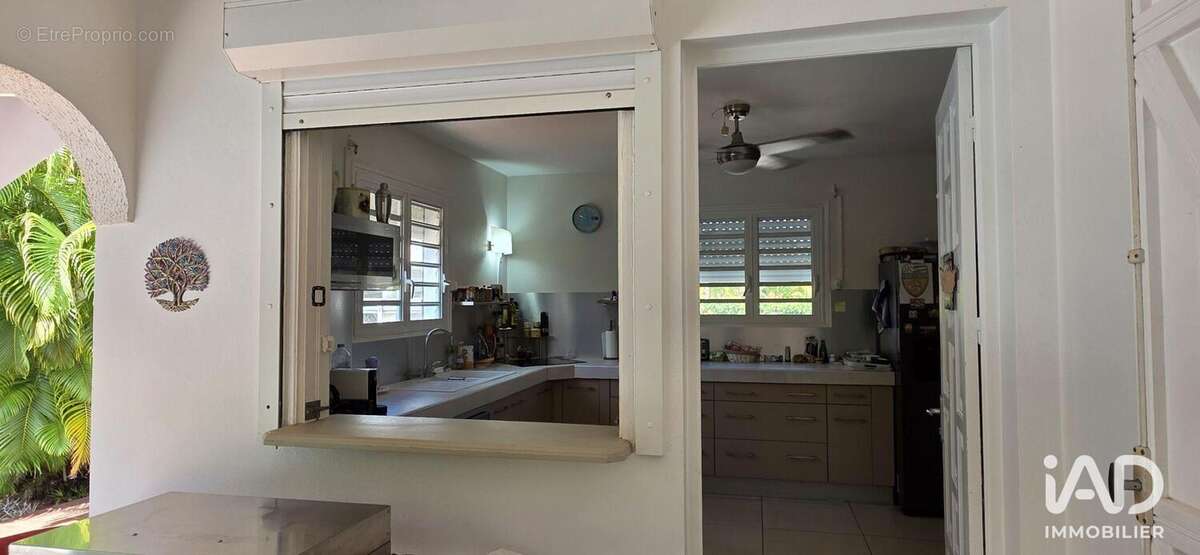 Maison 124 m² à Saint-Francois  - photo 8