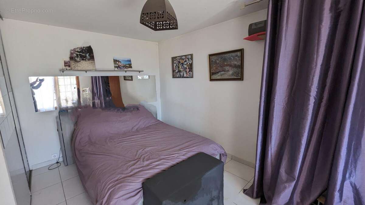 Maison à SIX-FOURS-LES-PLAGES