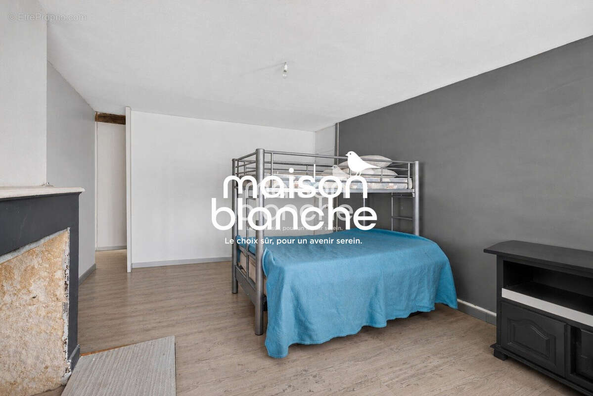 Maison 122 m² à Saint-Maixent-L'ecole  - photo 6