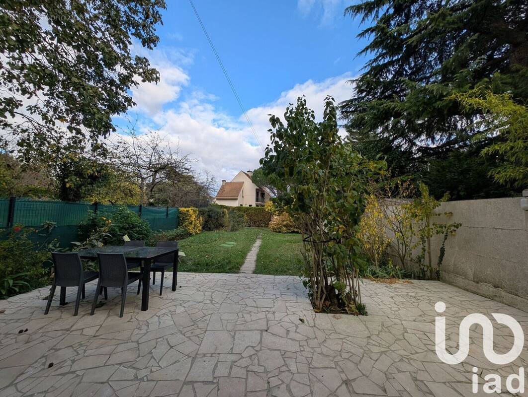 Photo 1 - Maison à LA FRETTE-SUR-SEINE