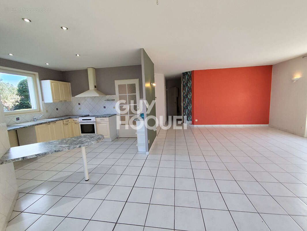 Maison à MONTBRISON