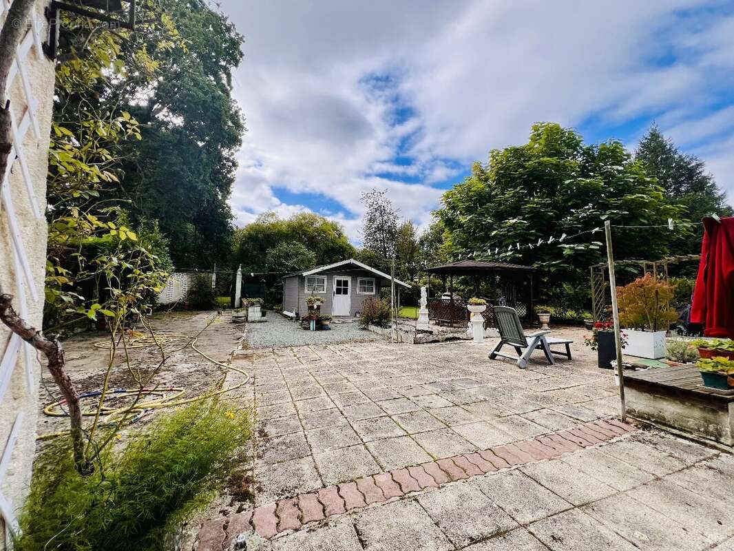 Maison à MINIAC-MORVAN