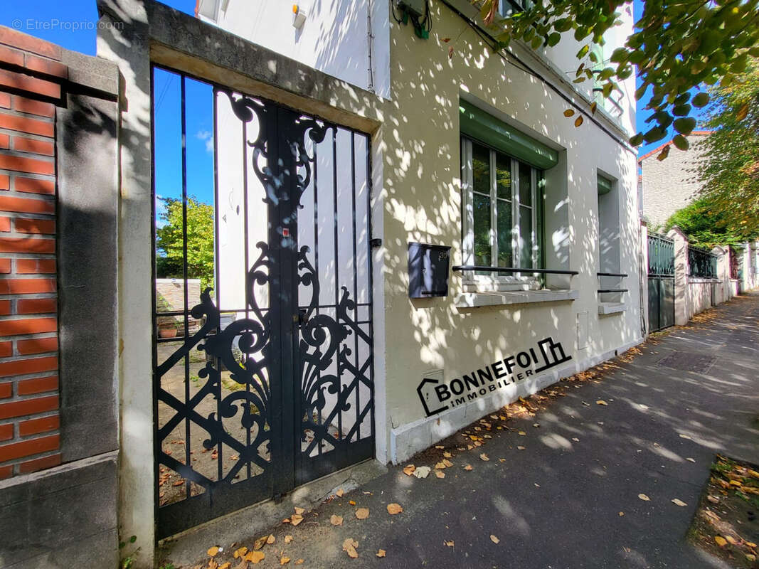 Maison à CHAMPIGNY-SUR-MARNE