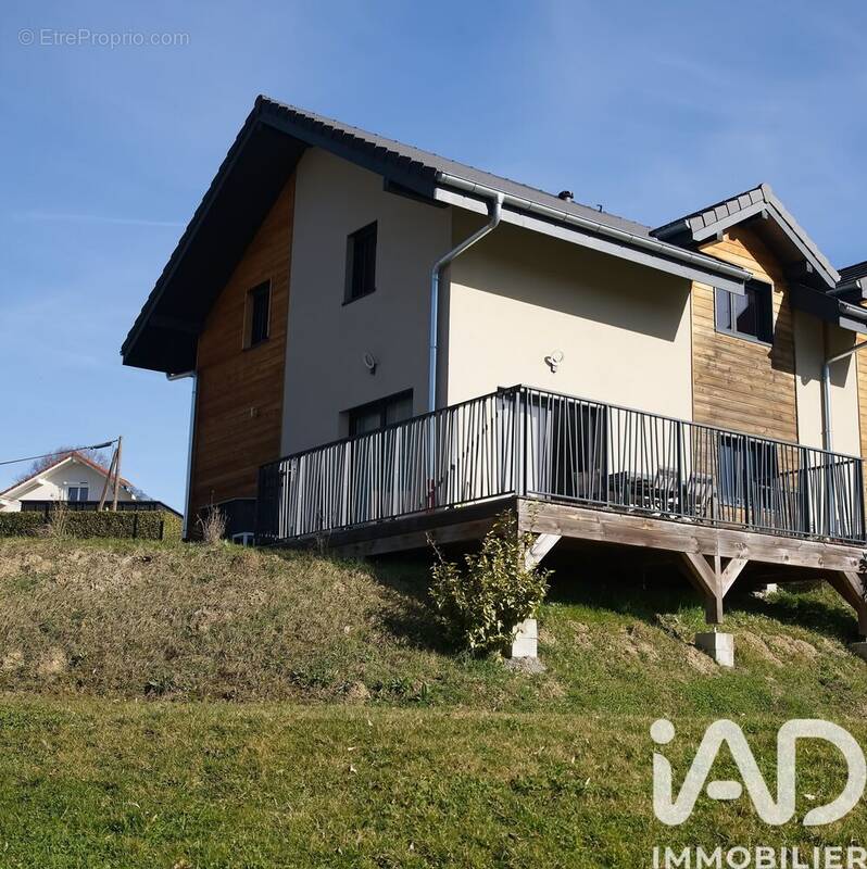 Photo 1 - Maison à LA BALME-DE-SILLINGY