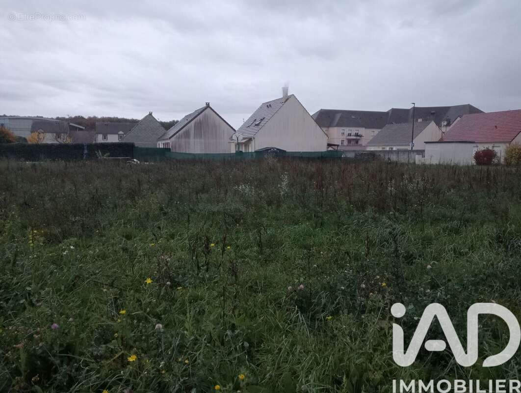 Photo 2 - Terrain à SENS