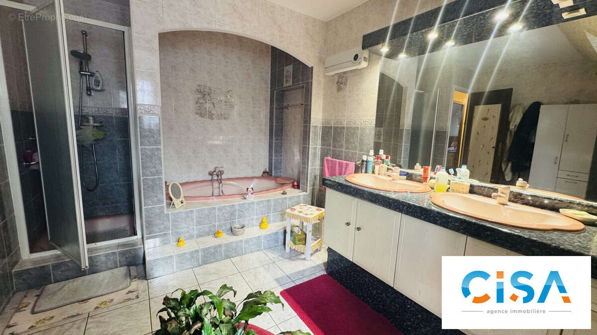 Maison à SAINT-MARTIN-LONGUEAU