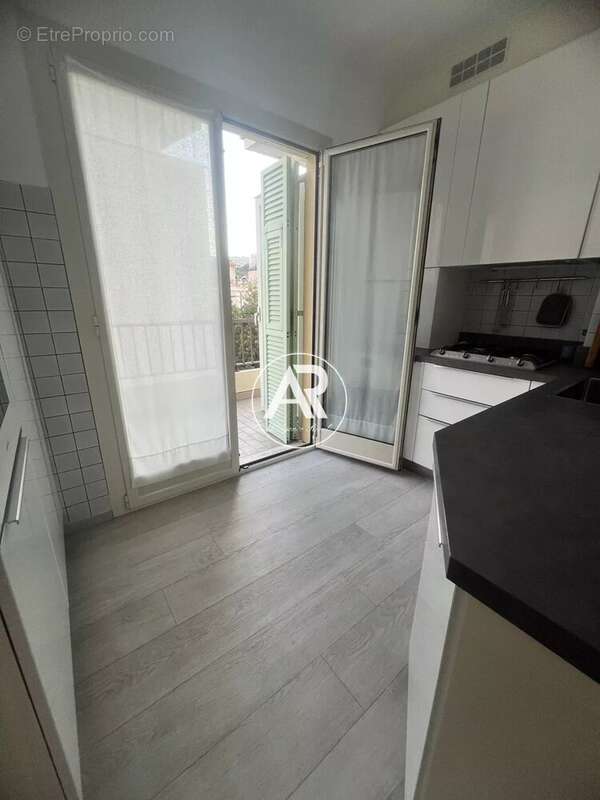 Appartement à ROQUEBRUNE-CAP-MARTIN