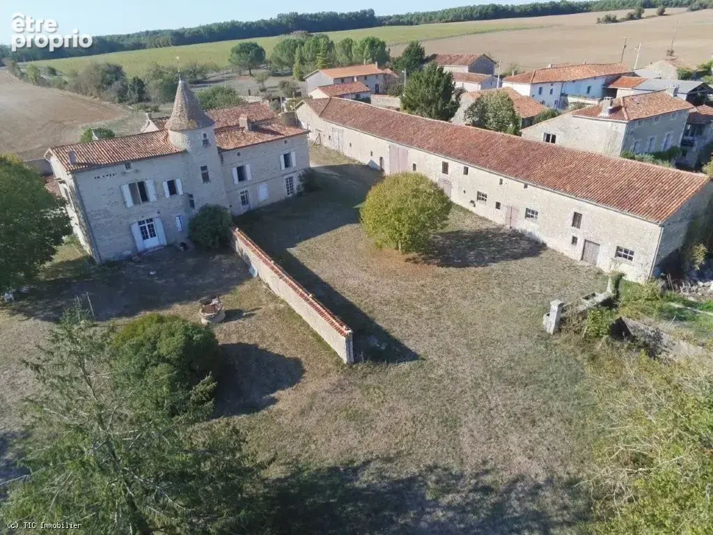 Magnifique Ancienne Logis Avec Grand Potentiel - photo 47
