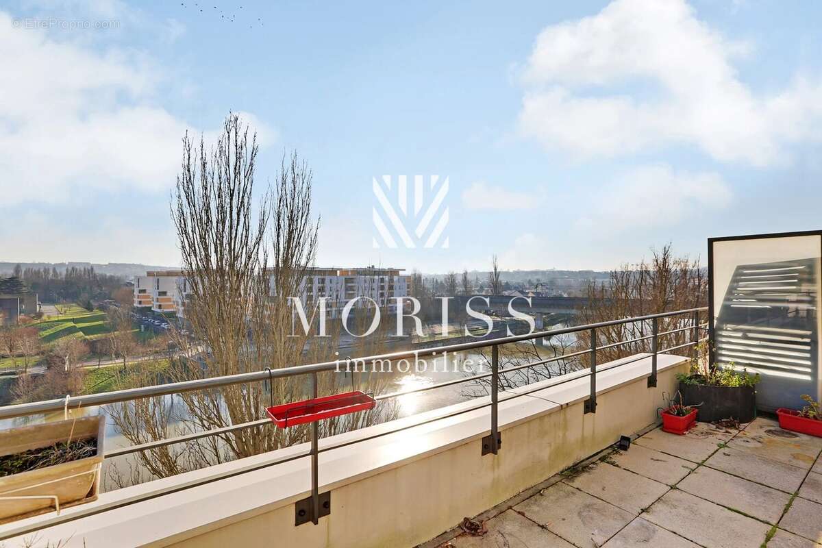 Appartement à NEUILLY-PLAISANCE