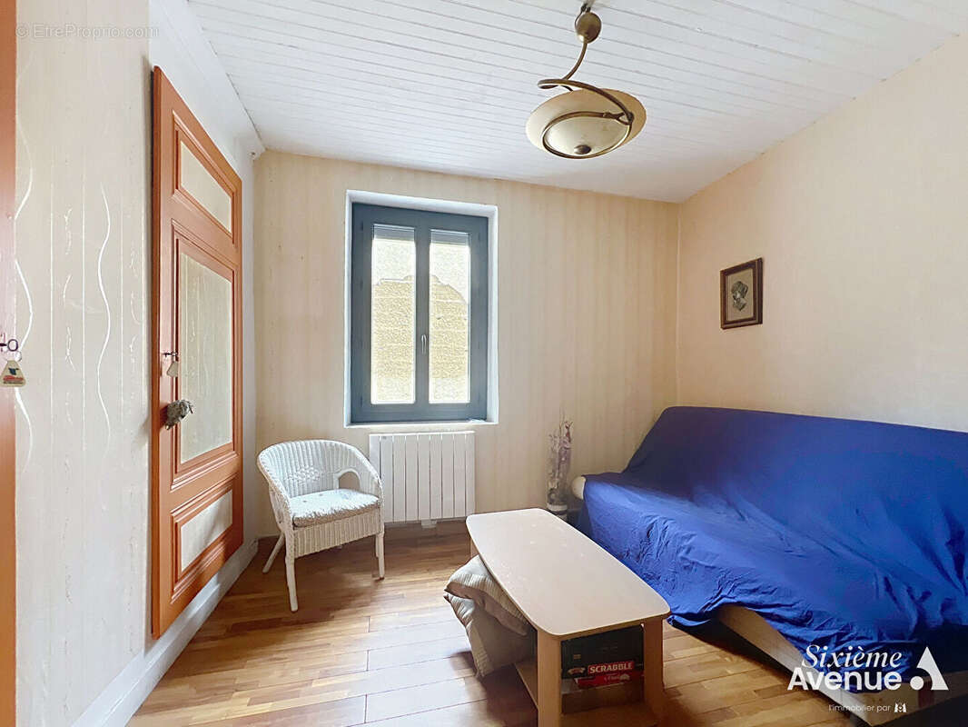 Maison à TERNAY