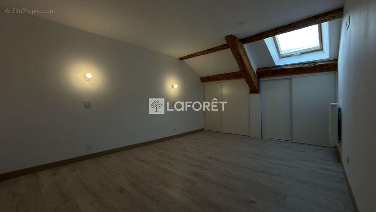 Appartement à SALINS-LES-THERMES