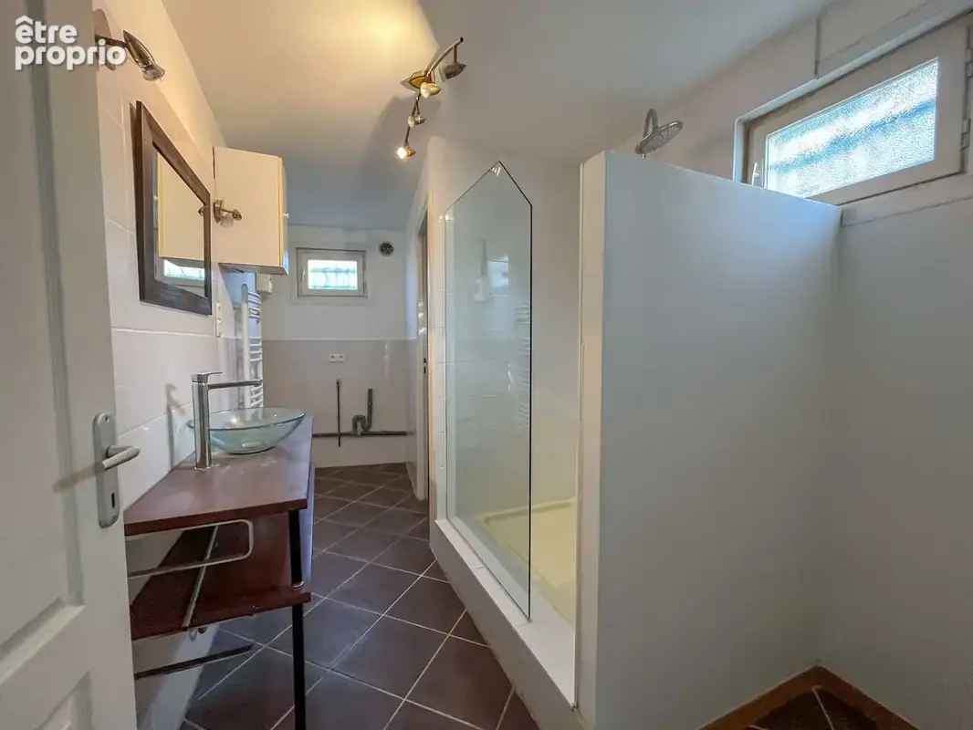 Maison 55 m² à Merignac  - photo 7