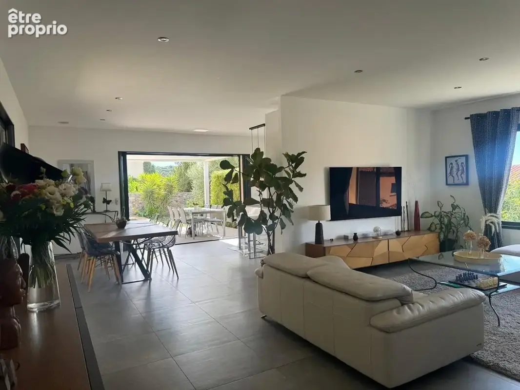 Maison 6 pièces 155 m² à vendre à Ollioules (83190) - photo 9