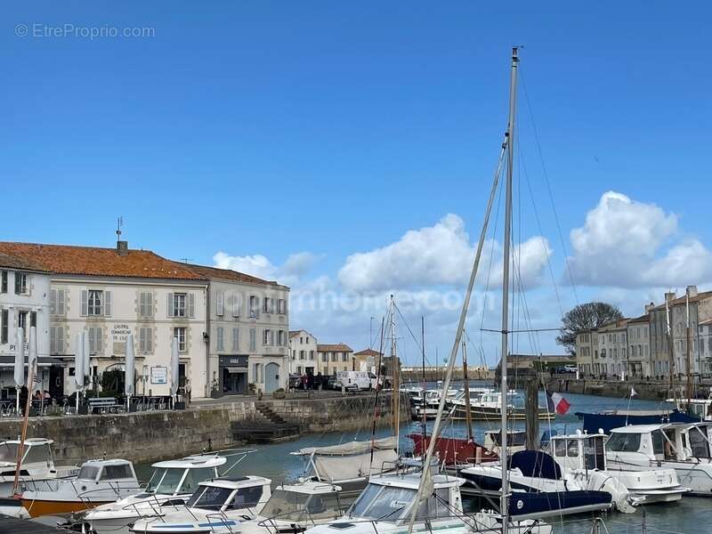Appartement à SAINT-MARTIN-DE-RE