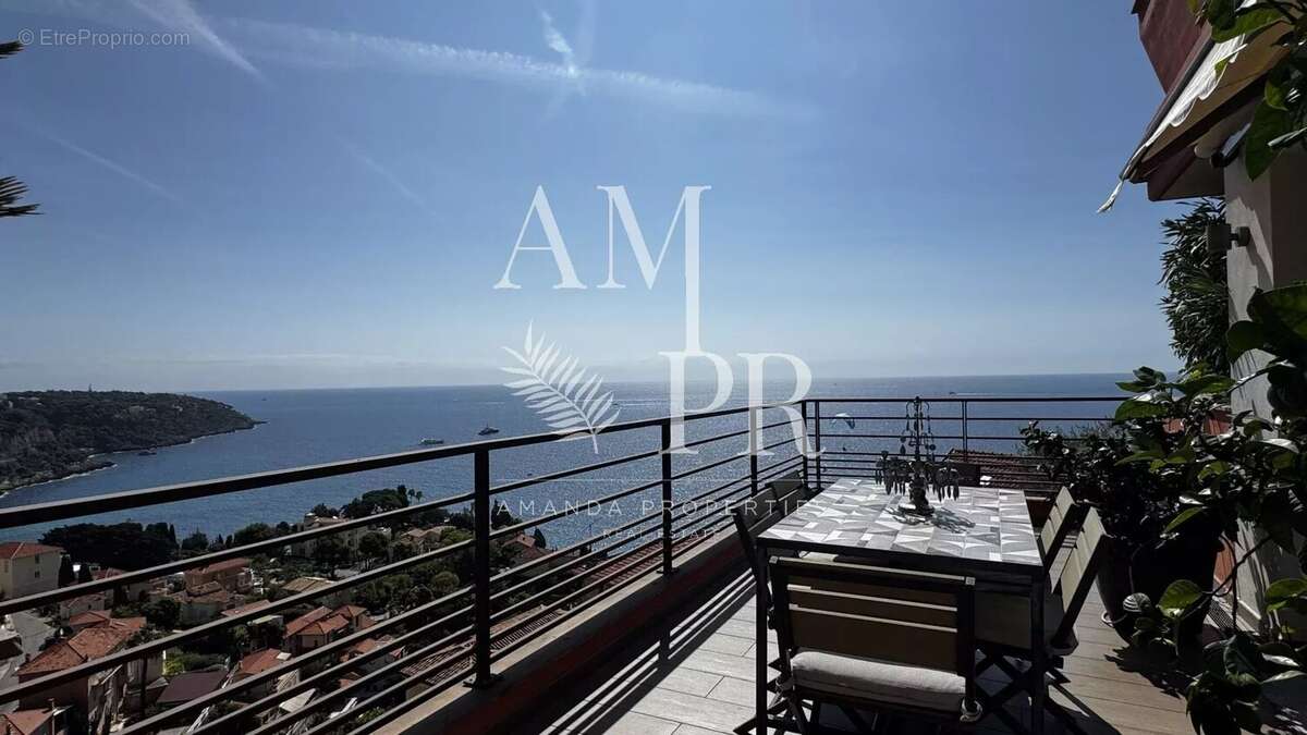 Appartement à ROQUEBRUNE-CAP-MARTIN