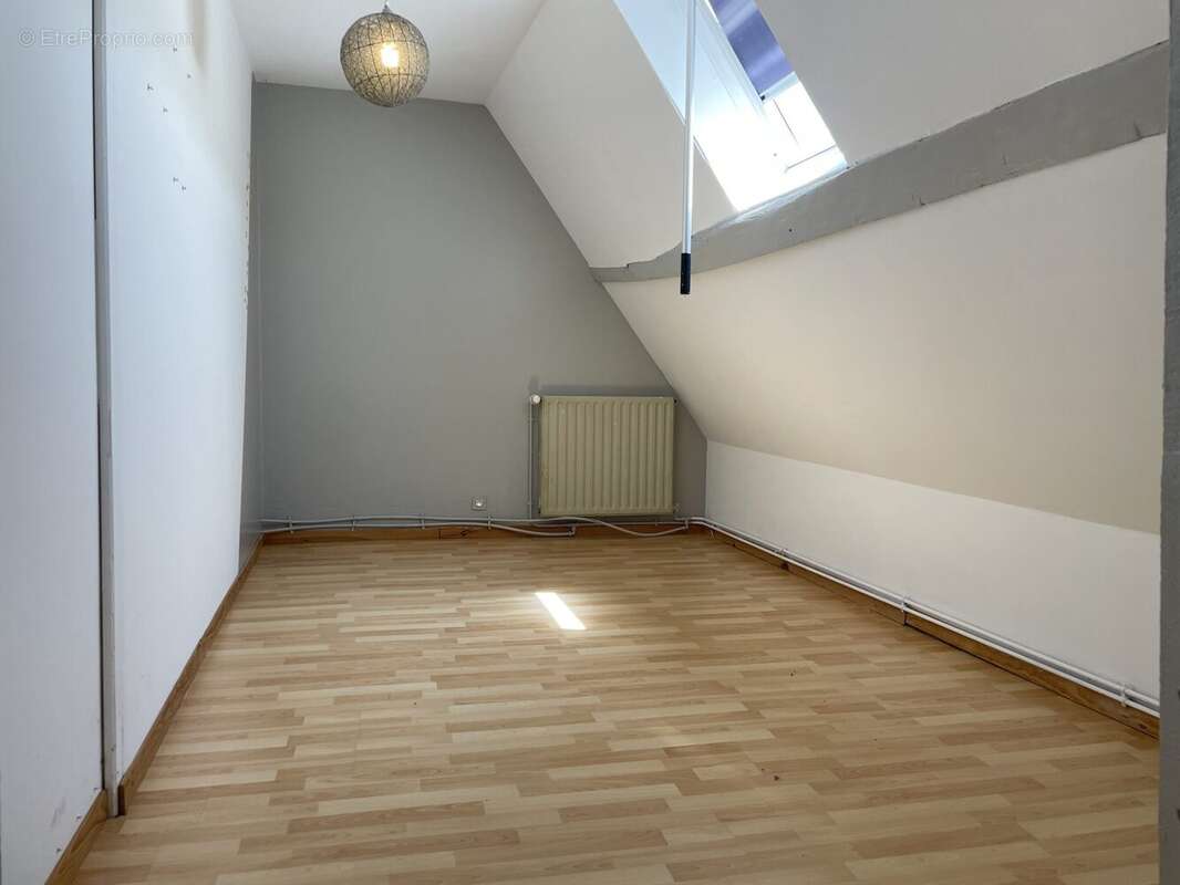Maison 171 m² à Nogent-Le-Bernard  - photo 7