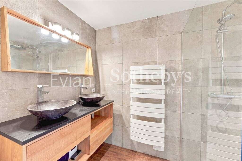 Neuvecelle, Maison contemporaine en ossature bois de 228 m² habitables. - photo 15