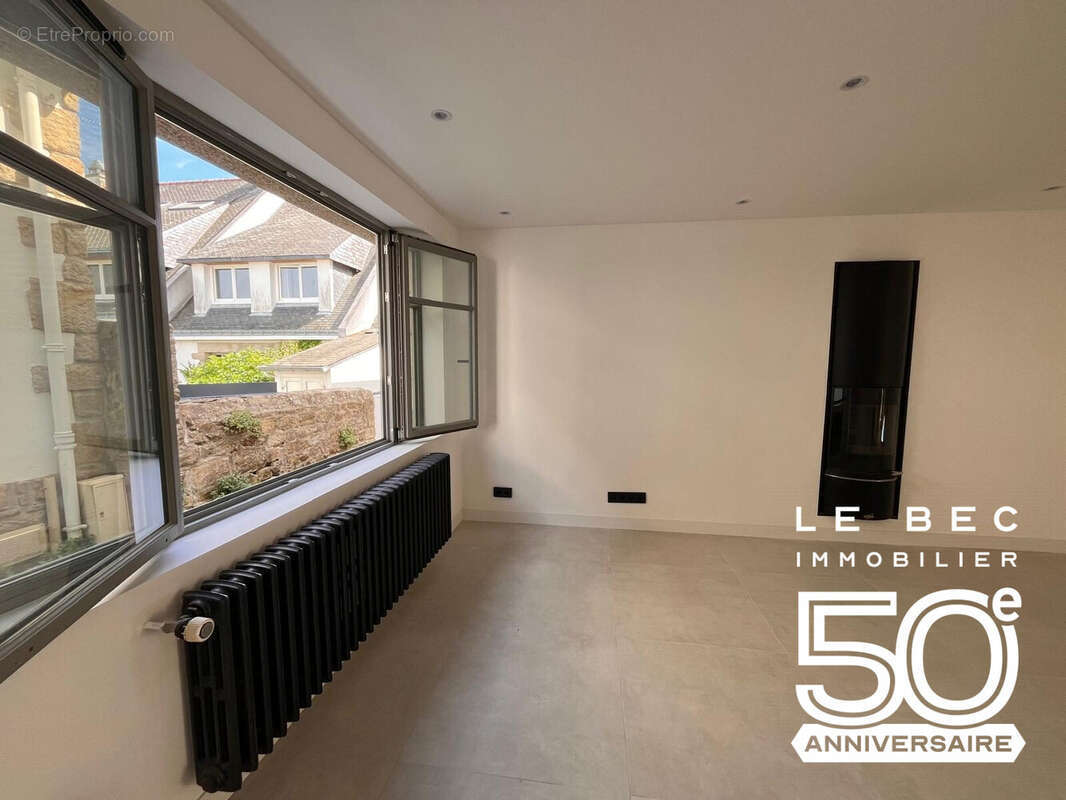 Maison à LOCMARIAQUER