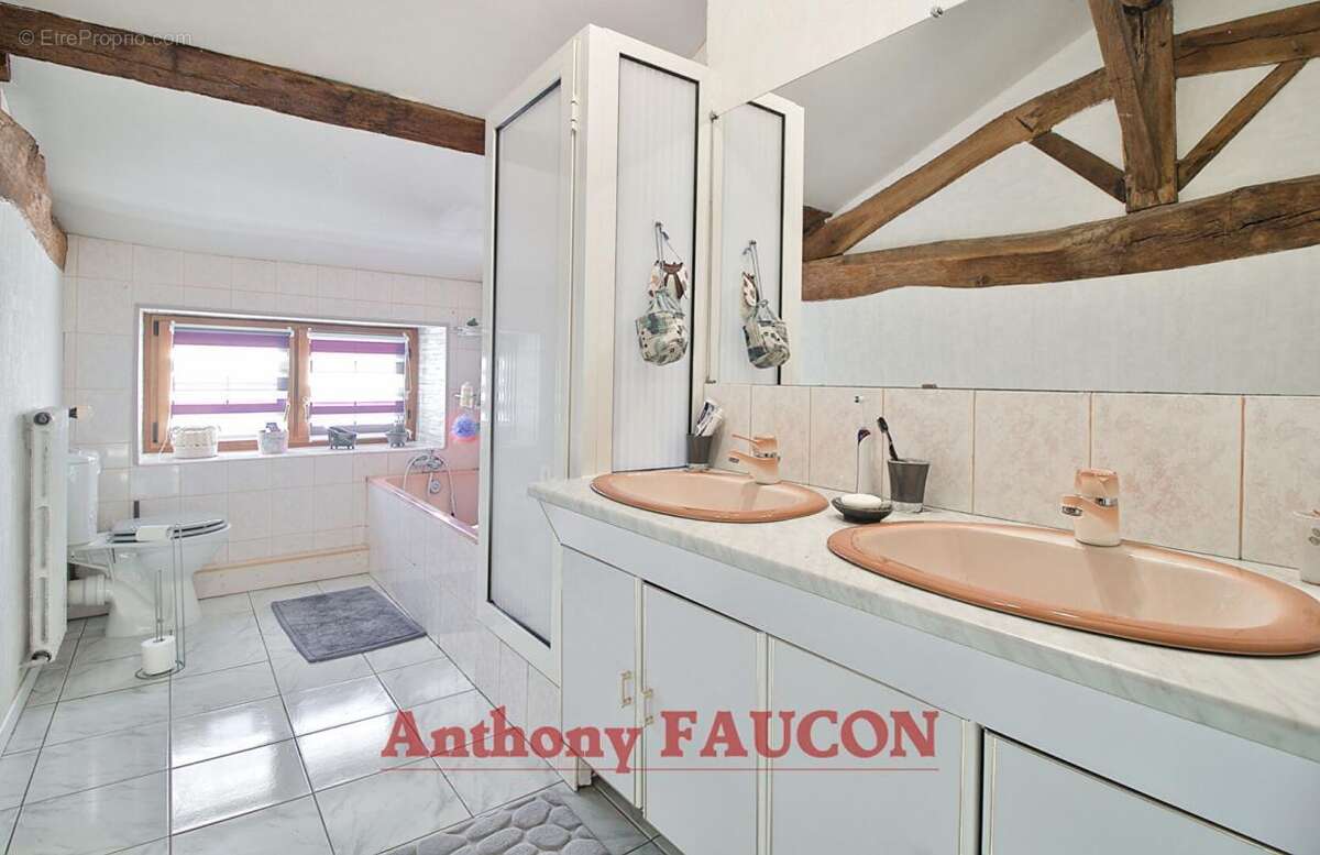 Maison à MAREUIL-SUR-LAY-DISSAIS