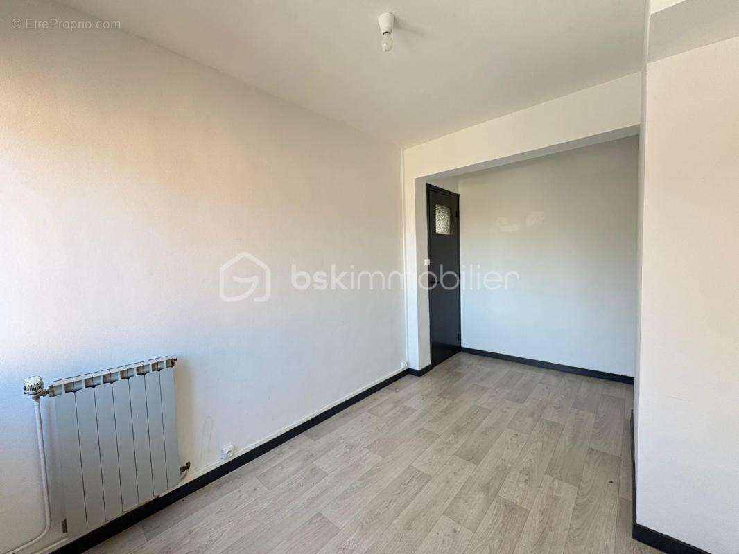 Nouveauté ! Maison familiale 5 chambres en semi plain pied + jardin + garage - photo 11