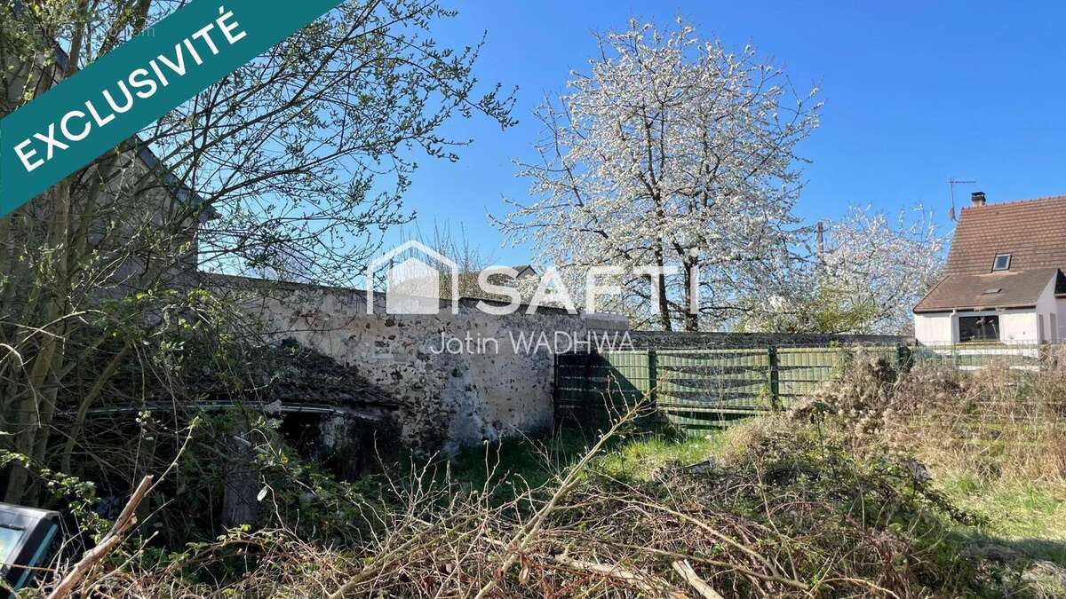 Photo 2 - Terrain à COINCY