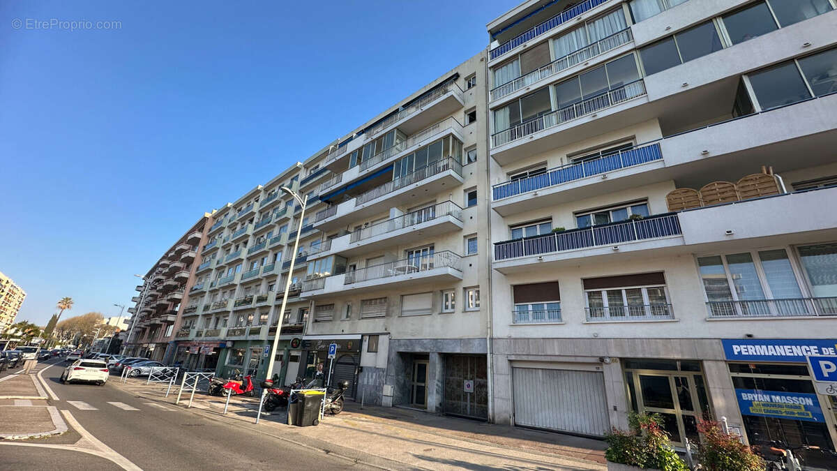 Appartement à CAGNES-SUR-MER