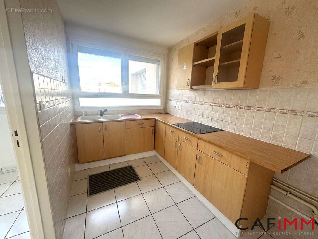 Appartement à BRON