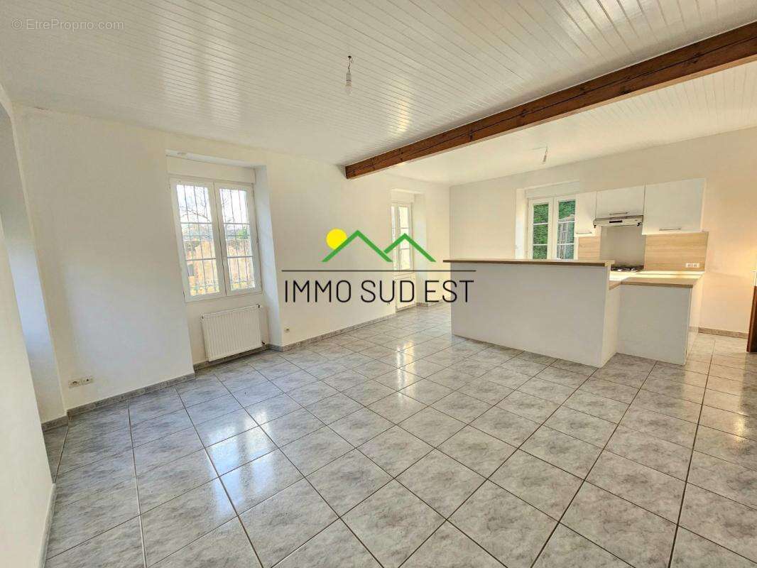 Maison à SAINT-MARCEL-LES-VALENCE