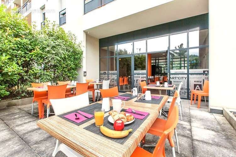 INVESTISSEMENT LOCATIF  LYON 9EME ARRONDISSEMENT - Résidence Appart'City Classic Lyon Vaise St Cyr **- 7.23 % de rentabilité. - photo 9