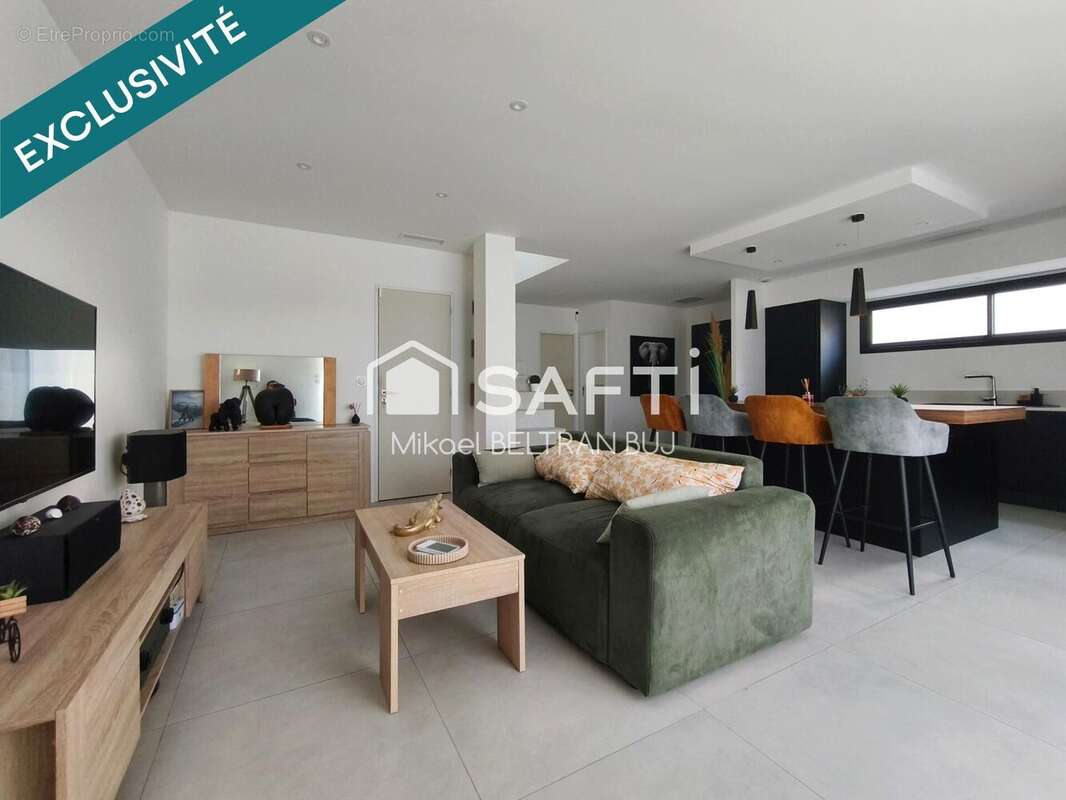 Photo 3 - Maison à VIC-LA-GARDIOLE