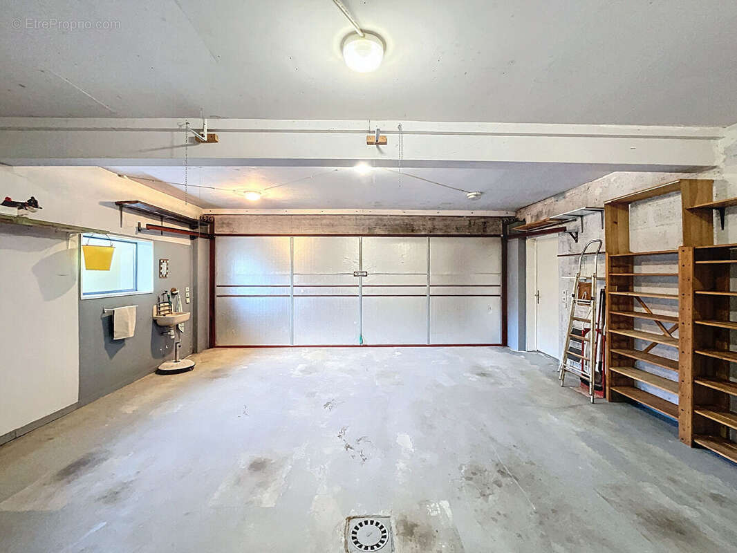 Maison à MENTHON-SAINT-BERNARD