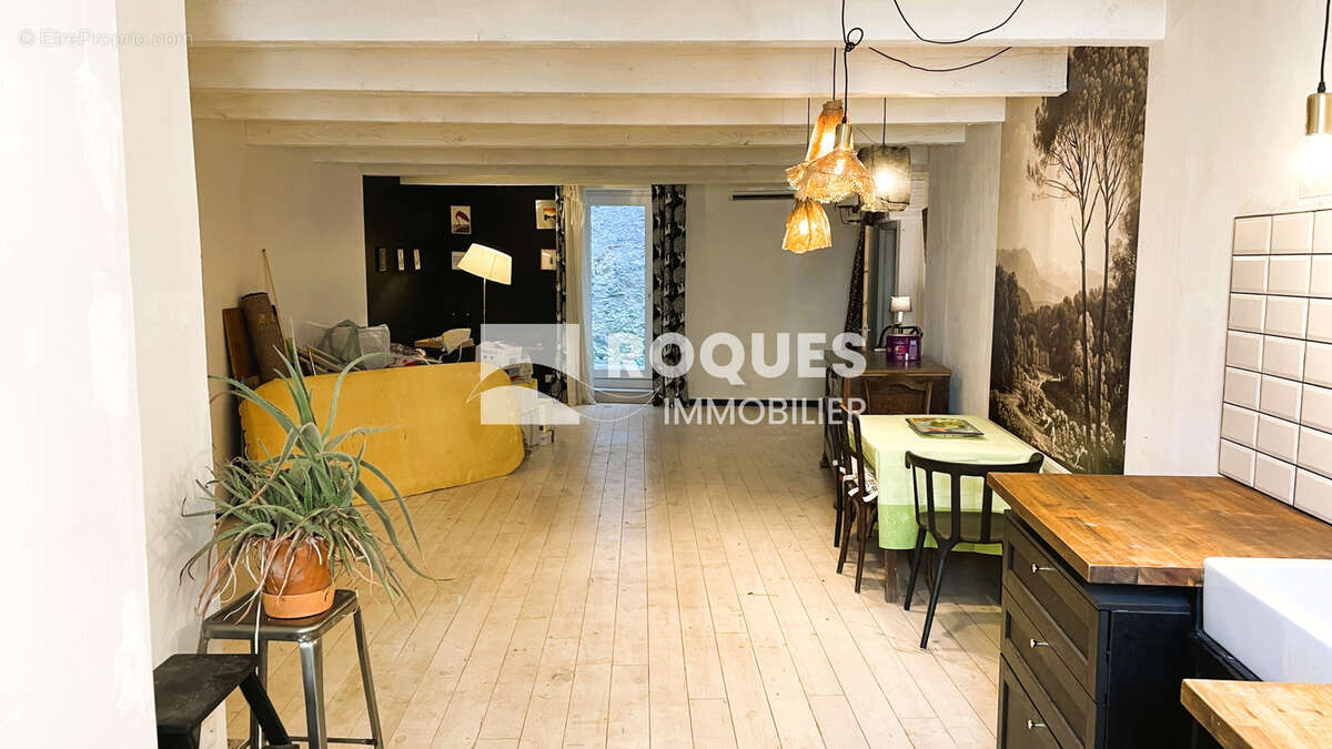 Larzac meridional dans village, maison de village 5 pieces renove - photo 10