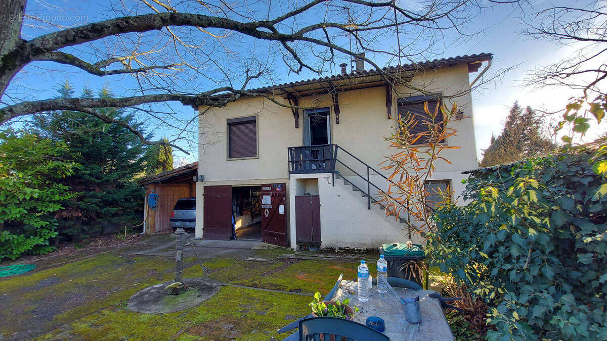 Maison à CORNEBARRIEU