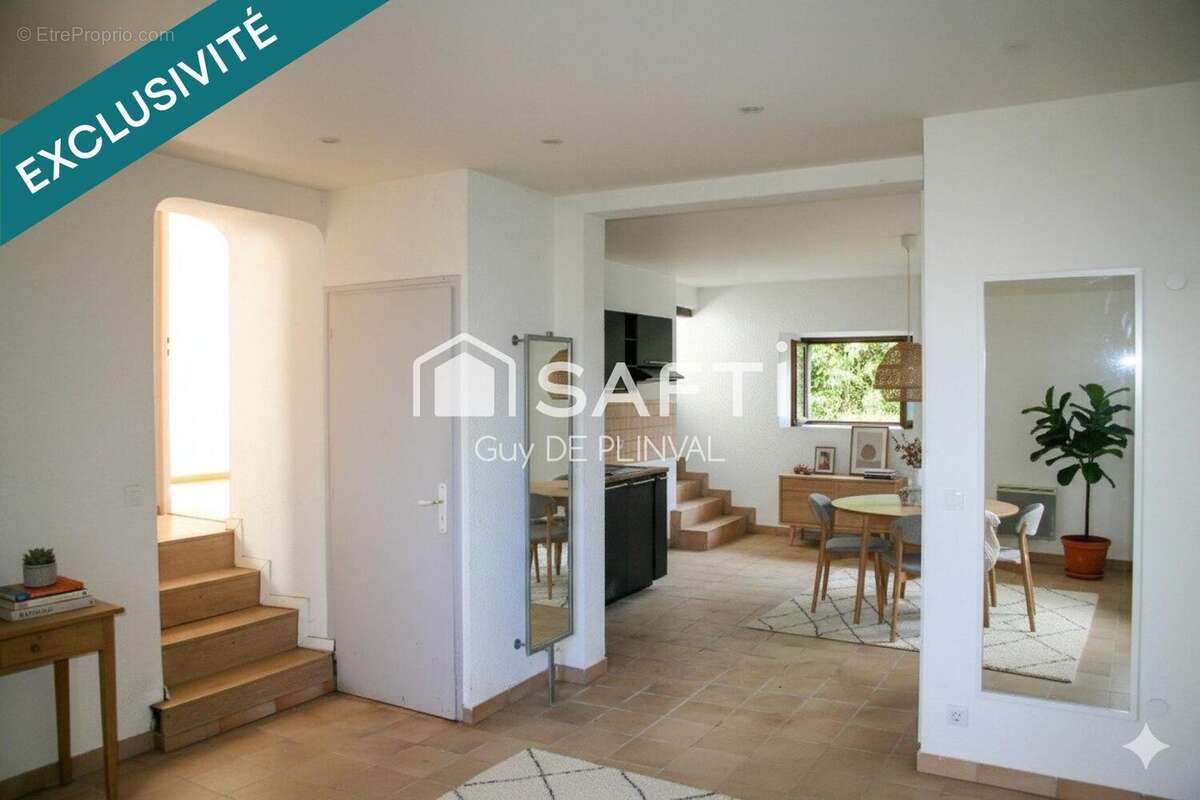 Photo 2 - Appartement à VIRY