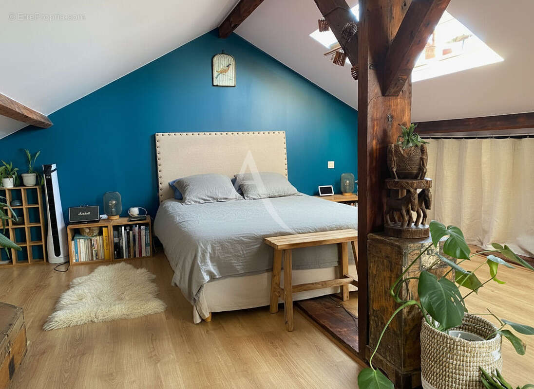 Appartement à LE PERREUX-SUR-MARNE