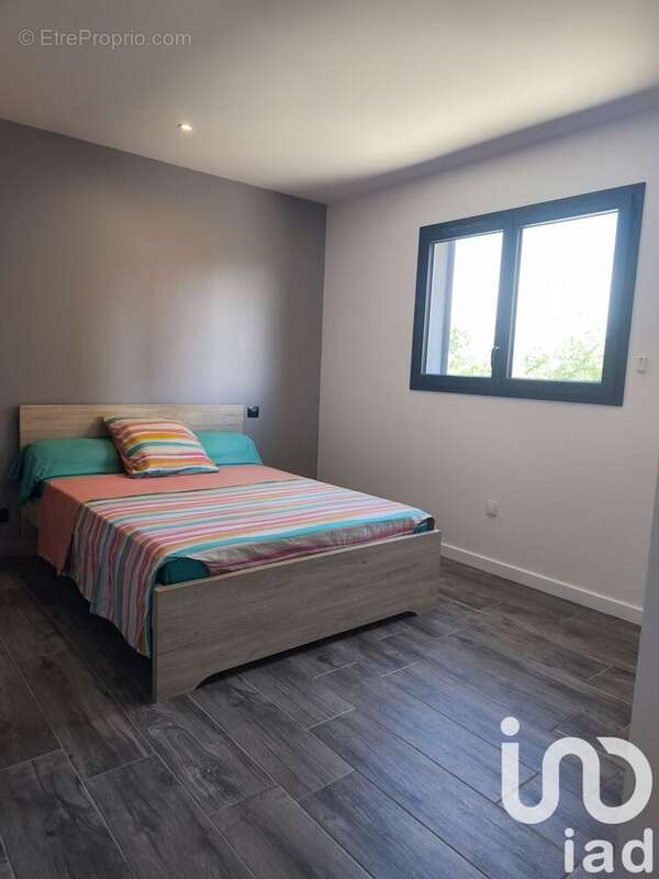 Maison 110 m² à Caves  - photo 9