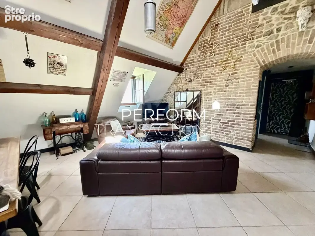 Herbeys-t3 duplex dans le chateau - photo 9