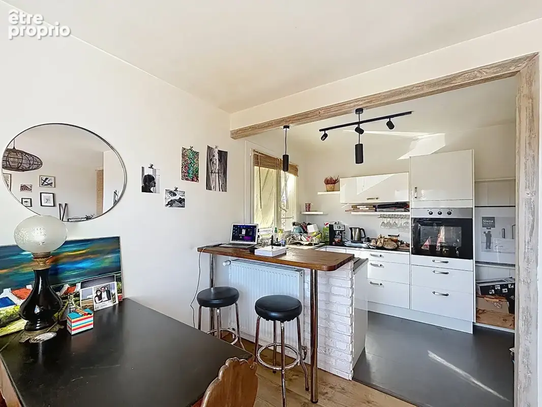2 pièces - à vendre - balcon - parking - Rennes quartier Cleunay - photo 2